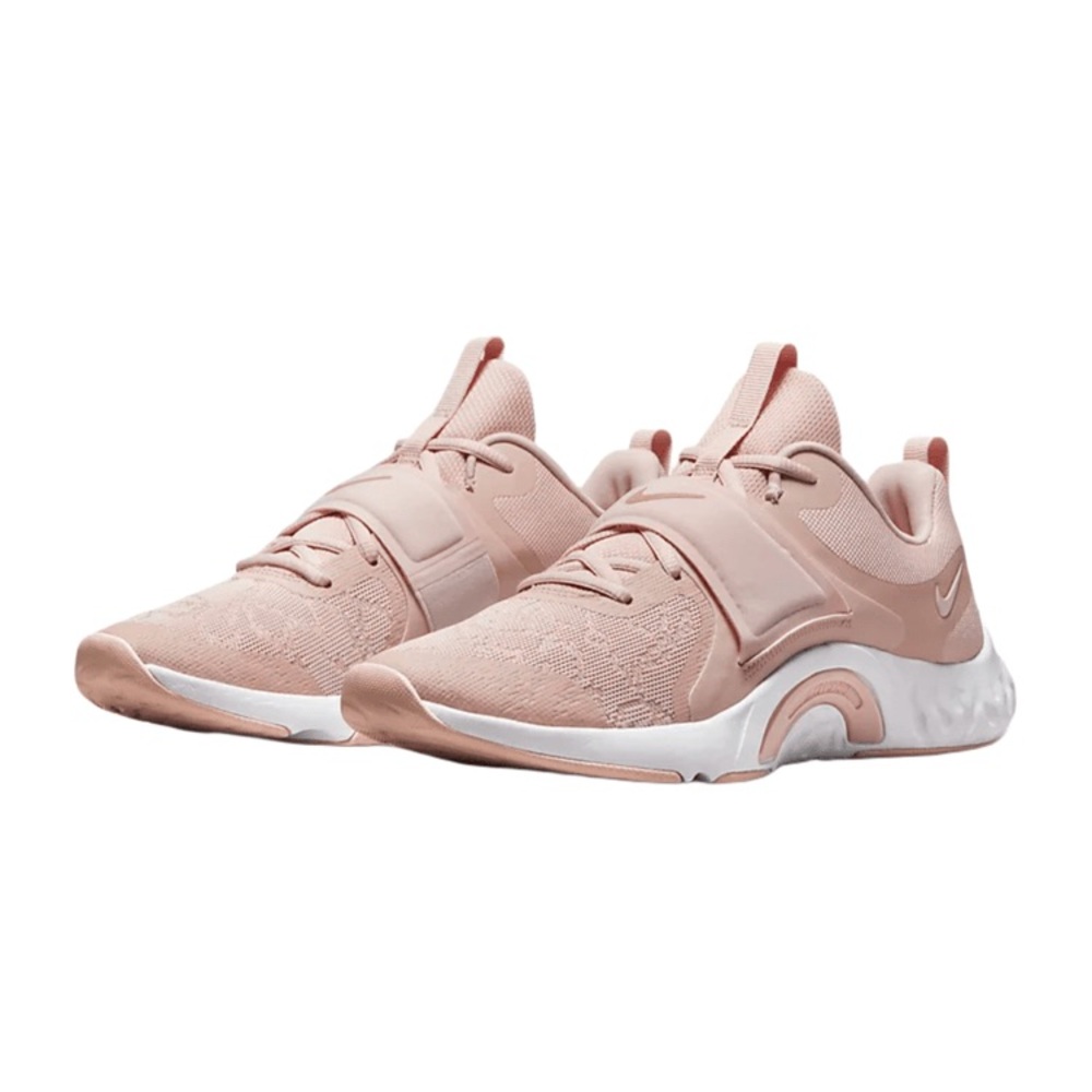 Nike Women Renew In-Season TR 12, size 8